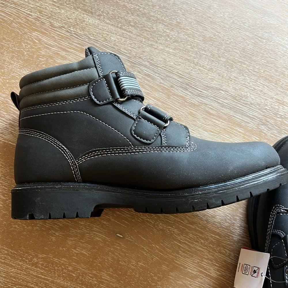 Deer Stags Kids Maker in Black/Grey Size 4.5